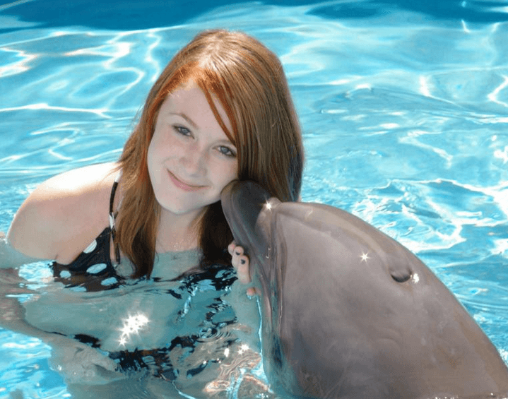 Kiss the dolphin in Panama City Beach