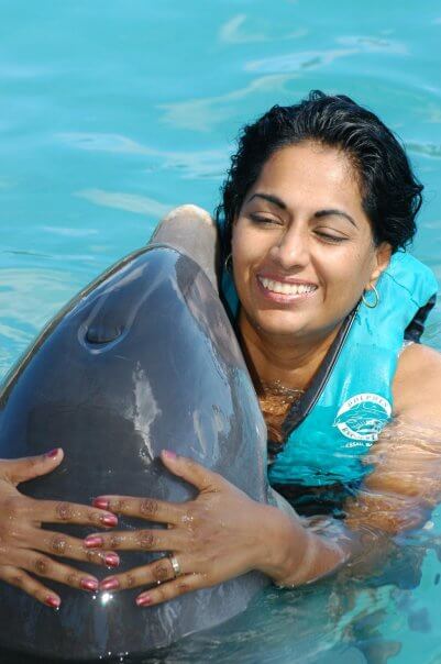 Hug a dolphin in Nassau Bahamas